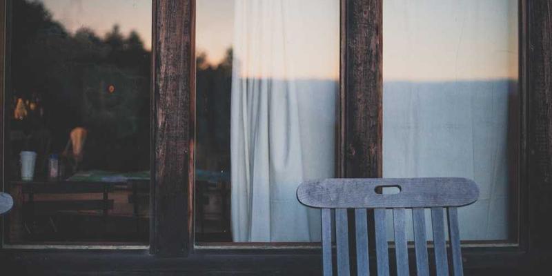 从笔记本电脑到边缘节点：边缘计算如何重塑工业物联网的实时数据处理与设备协同