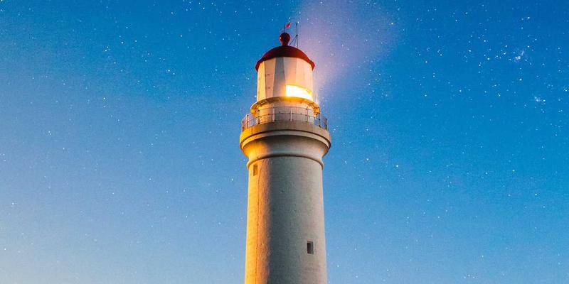 笔记本电脑与人工智能深度融合：2024年科技资讯盘点与未来趋势前瞻